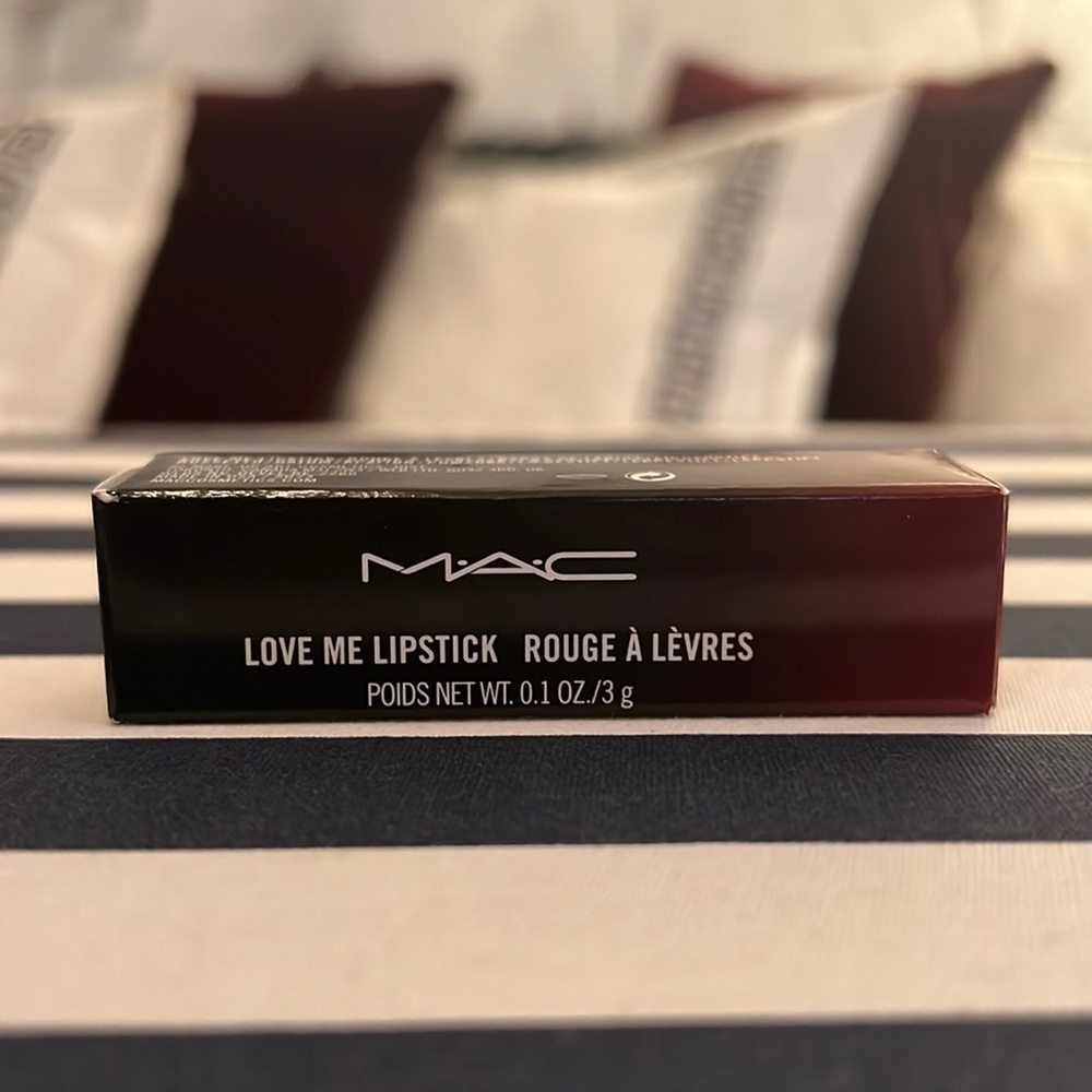New In Box MAC Love Me Lipstick in E For Effortless